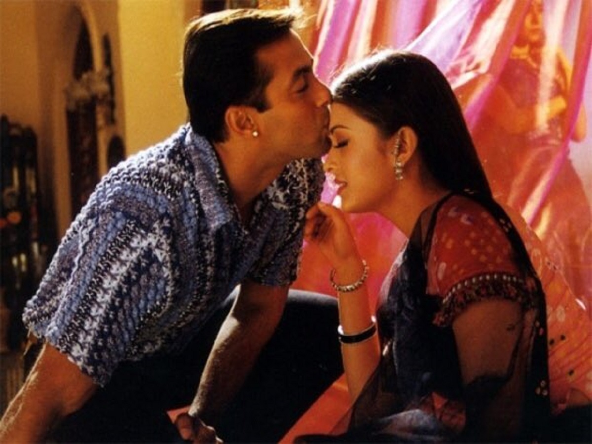 Best Love Triangle Movies: बॉलीवुड की बेहतरीन लव ट्राएंगल फिल्में जो दिल को छू जाती हैं - Photo Gallery