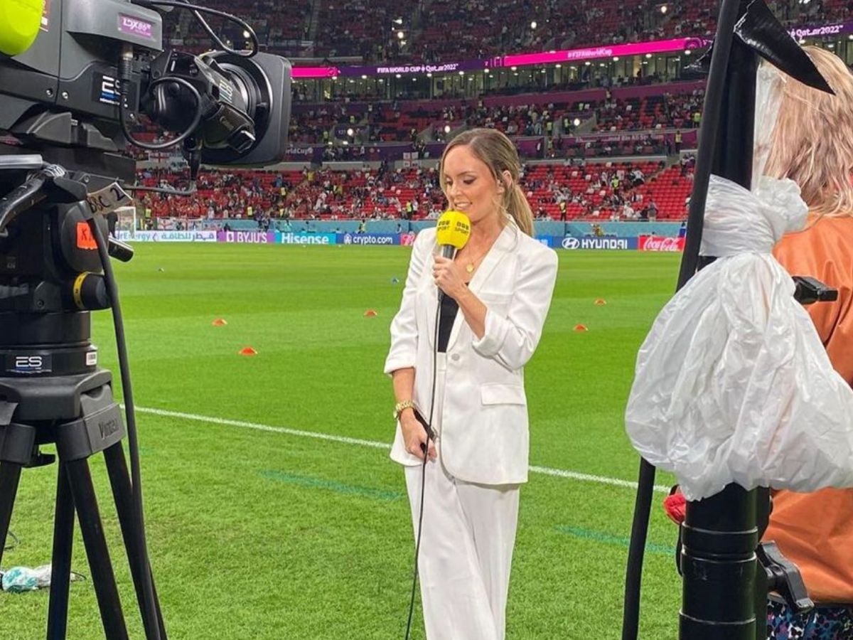 क्या आप भी हैं बातूनी तो ये करियर ऑप्शन हो सकते है आपके लिए परफेक्ट - Photo Gallery