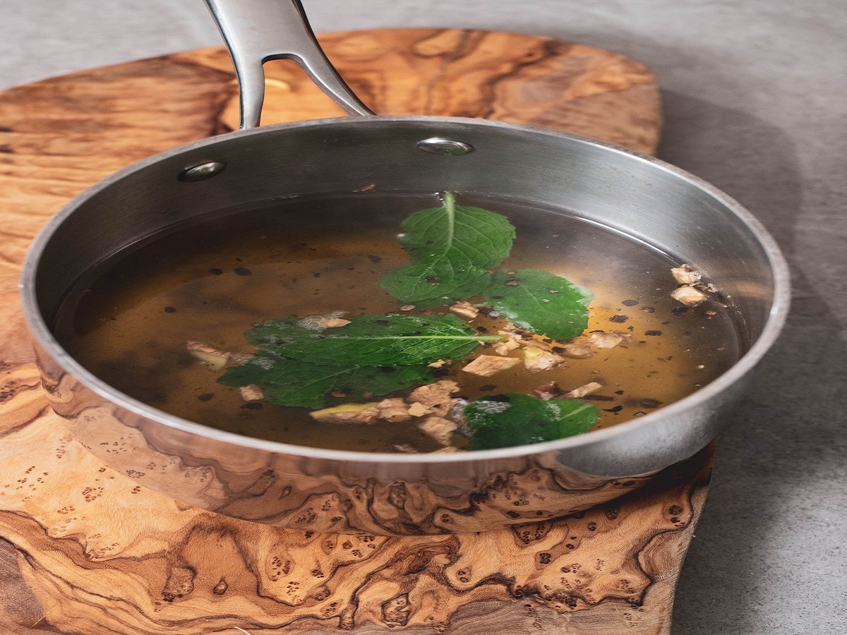 Sawan 2025: सावन के महीने में रखें इन बातों का ख्याल वरना आप हो सकते हैं बीमार - Photo Gallery