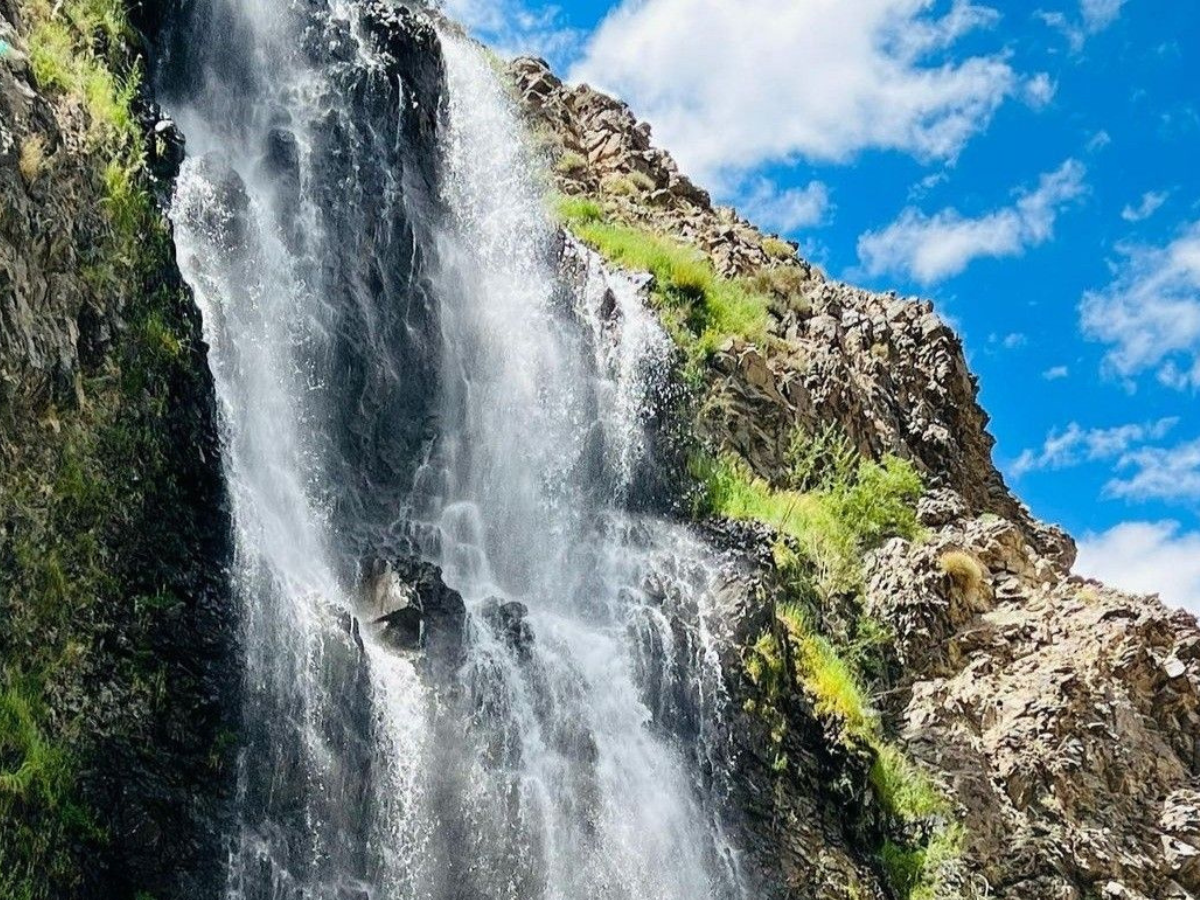 7 Best Places Of Himachal Pradesh: अगर आप भी है प्रकृति प्रेमी में से तो , आपके पर्वतीय खूबसूरती औऔर हरियाली का अनोखा संगम जरूर पसंद आएगा - Photo Gallery