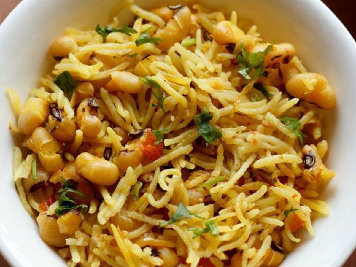 रात के समय खाना है कुछ हल्का और स्वादिष्ट, तो अपने डिनर में शामिल करें लोबिया और उठाएं उसके अनगिनत लाभ - Photo Gallery