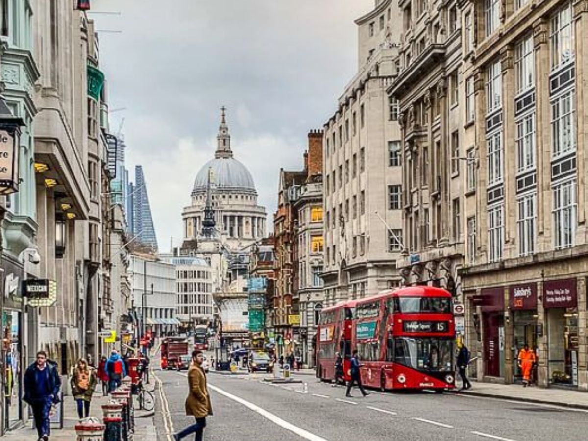 इन देशों का वर्कलोड देखकर आप भी हैरान रह जाएंगे  हैरान - Photo Gallery