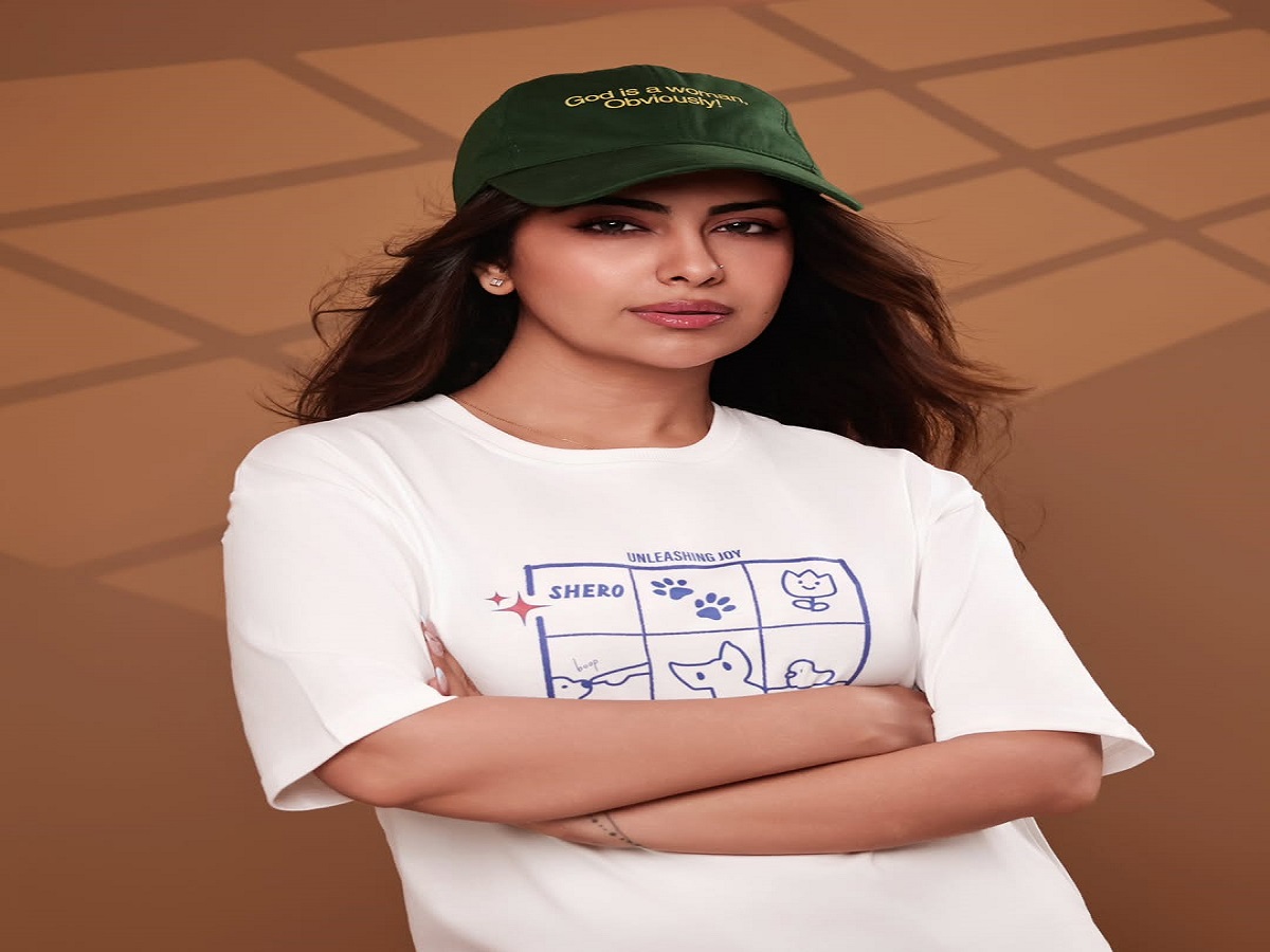 Avika Gor Stylish Look: अविका गौर के इन लुक से ले स्टाइलिंग टिप्स और दिखे बेहद खूबसूरत - Photo Gallery