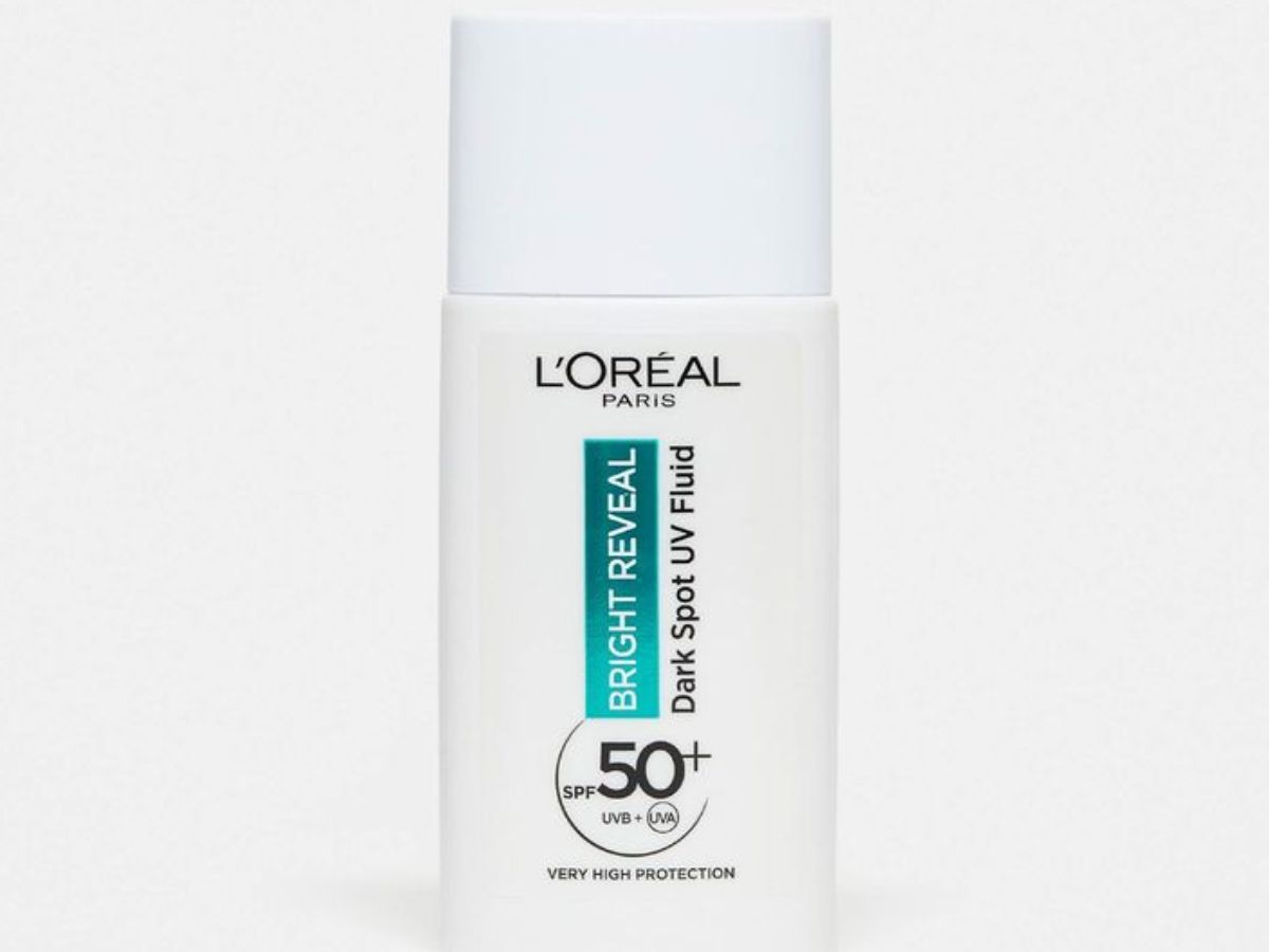 Monsoon Skin Care: बरसात में भी आपके चेहरे का ध्यान रखेंगी ये सनस्क्रीन - Photo Gallery