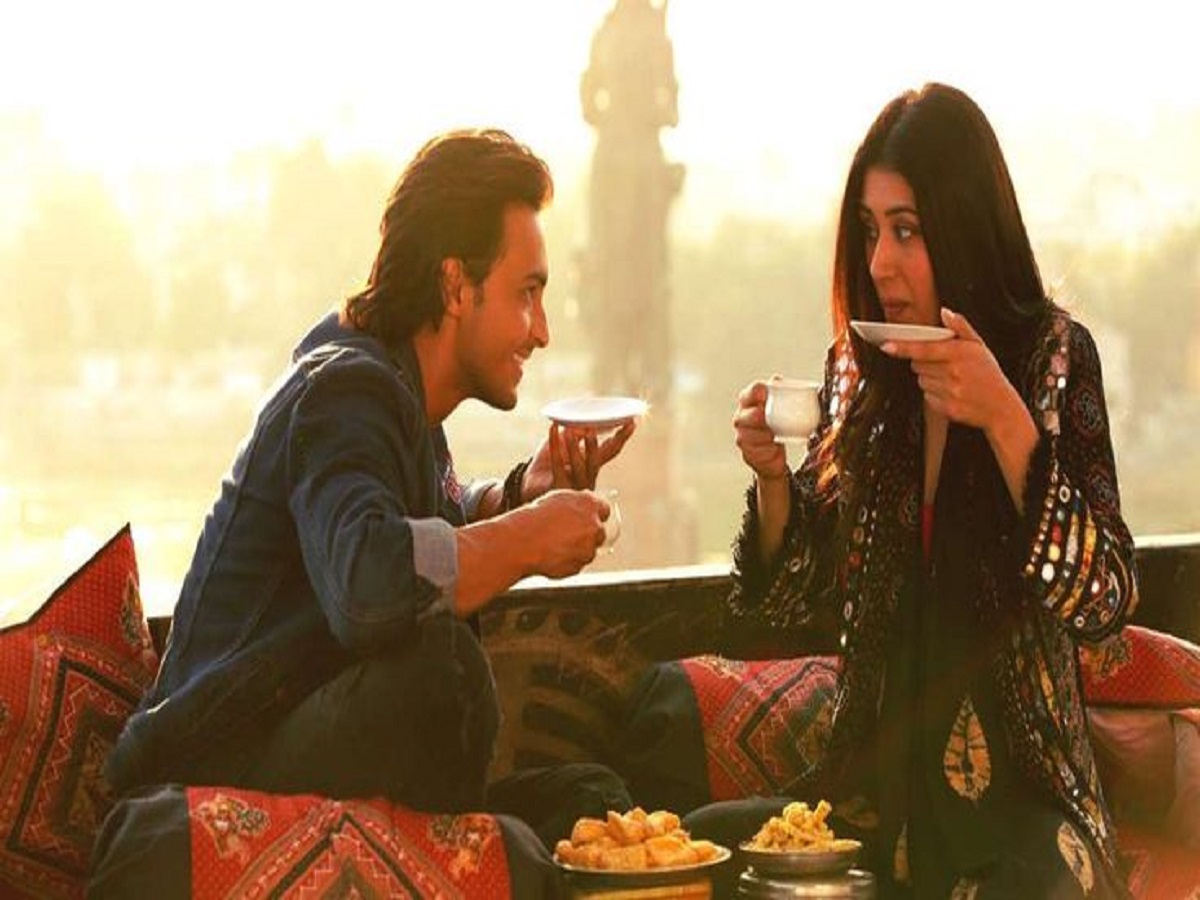 Controversial Movie Names : विवादों मे रही ये कुछ फिल्मे, जानें पूरी लिस्ट - Photo Gallery