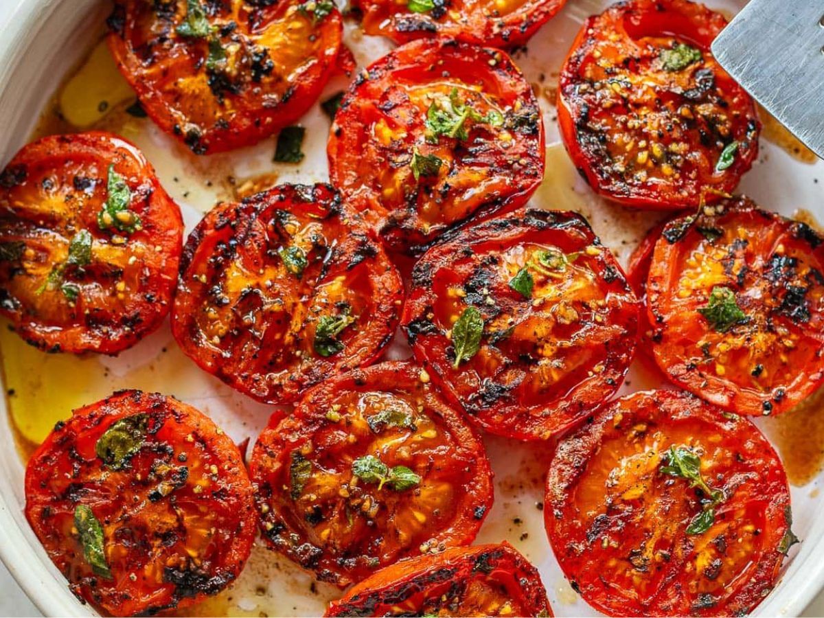 घर पर कुछ इस तरीके से बनाएं भंडारे वाली टेस्टी आलू की सब्जी - Photo Gallery