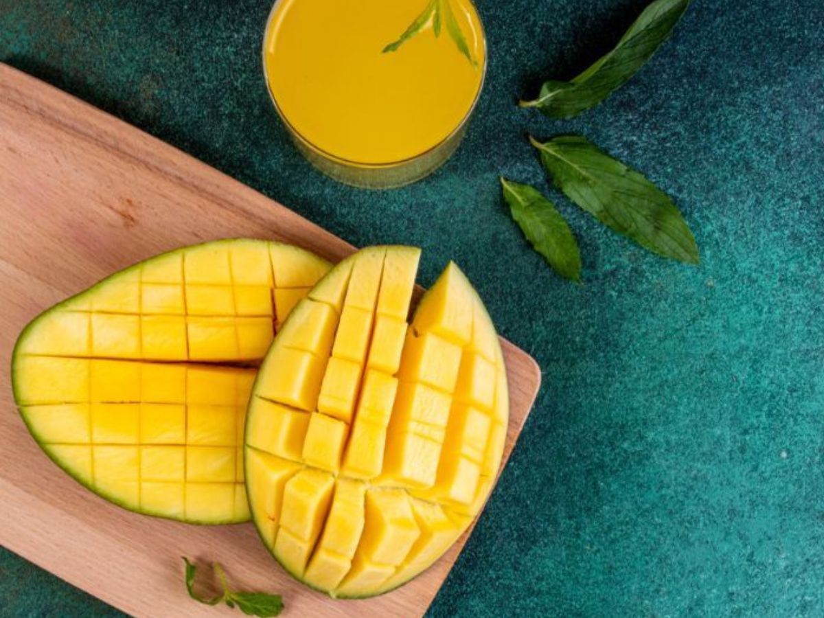 Fruits For Glowing Skin: पपीते से लेकर अनार तक आपकी स्किन को बना सकते हैं सुन्दर और चमकदार - Photo Gallery