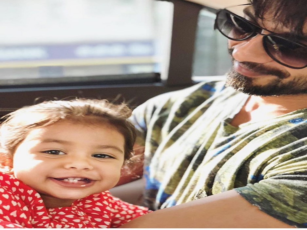 Star Kids With God Names: इन बॉलीवुड सितारों ने अपने बच्चों का नाम भगवान के नाम पर रखा है, जानिए नाम - Photo Gallery