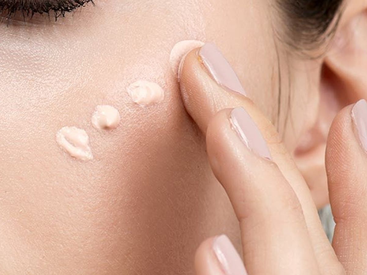 फर्स्ट डेट पर दिखे खूबसूरत, इन कुछ टिप्स से लगाएं अपनी सुंदरता में चार चाँद - Photo Gallery