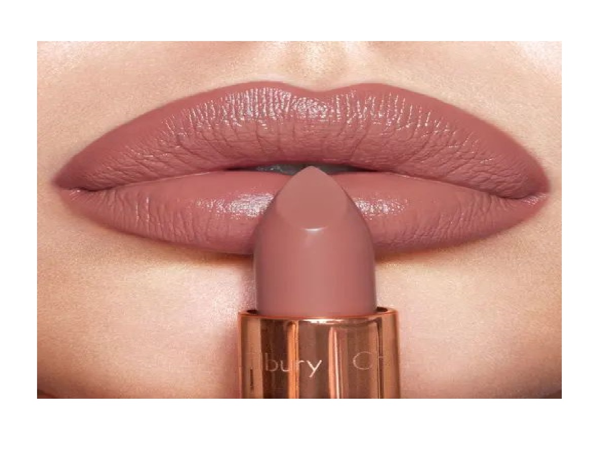 इंडियन स्कीन टोन के लिए ये Best Lipstick Shades हो सकते है अच्छे, लगाते ही मिलेगा बोल्ड और सेक्सी लुक - Photo Gallery