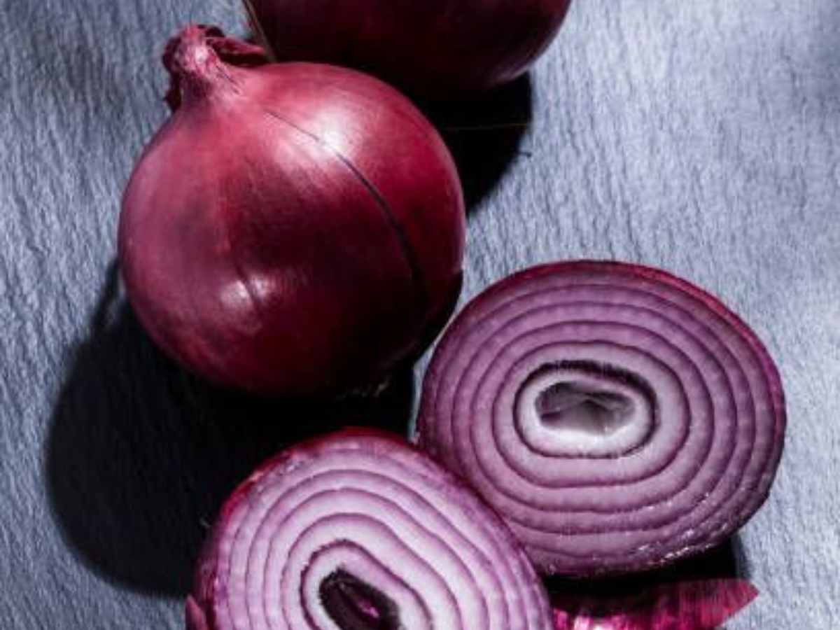 Never Refrigerate These Food Items:  अगर आप खाने की इन चीजो को रखते है फ्रिज मे तो हो जाइये सावधन, नहीं तो उसकी वजह से आपके शरीर को भी हो सकता है नुकसान - Photo Gallery