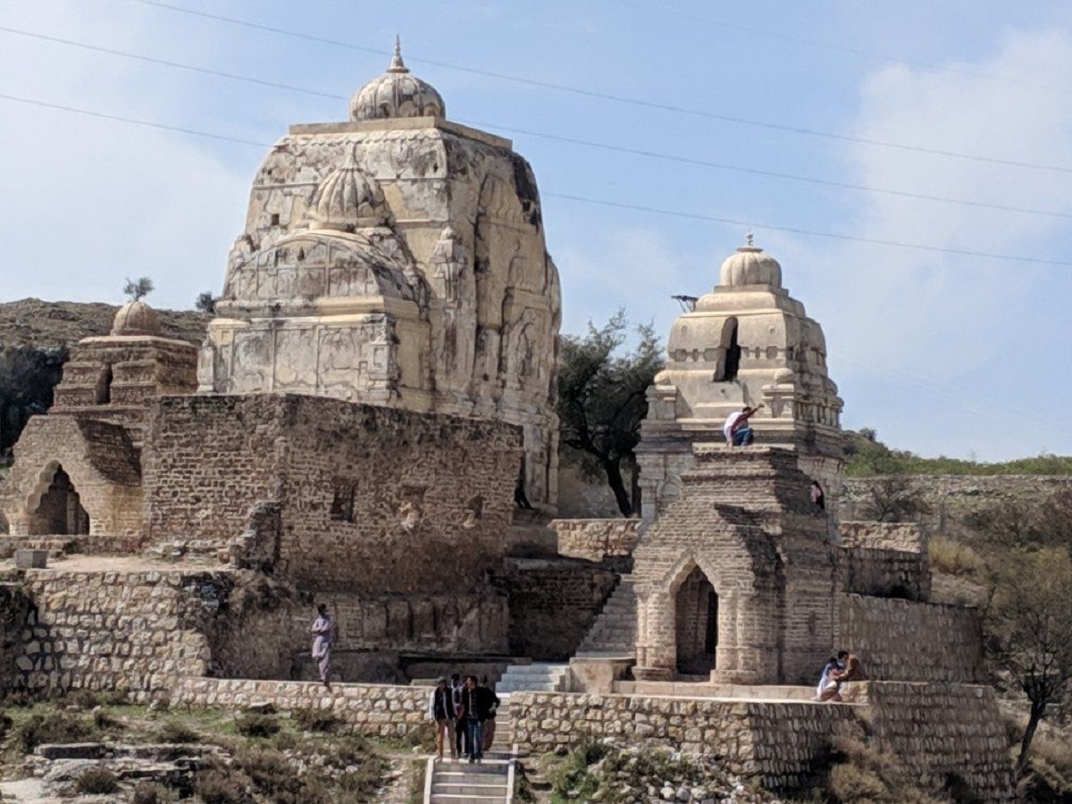 जहां महादेव ने बहाए थे आंसू , जानिए मोक्ष की अनुभूति वाले उस चमत्कारी तालाब का रहस्य - Photo Gallery
