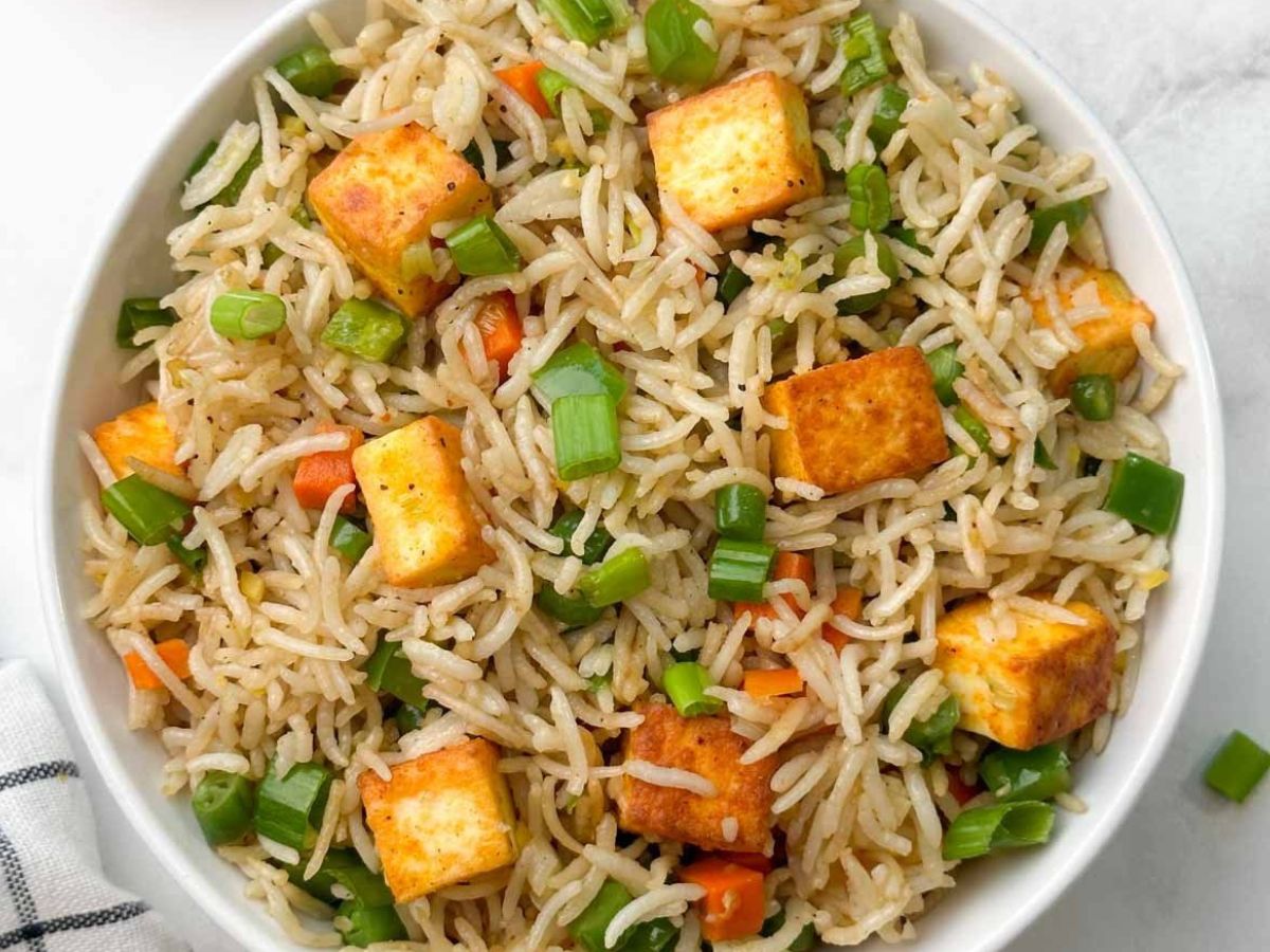 Roti vs Rice: जानें रात के समय चावल और रोटी में से क्या खाने से कम होता है वजन - Photo Gallery