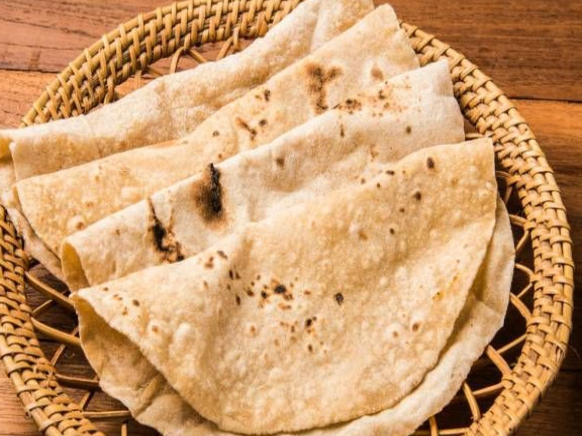 Roti vs Rice: जानें रात के समय चावल और रोटी में से क्या खाने से कम होता है वजन - Photo Gallery