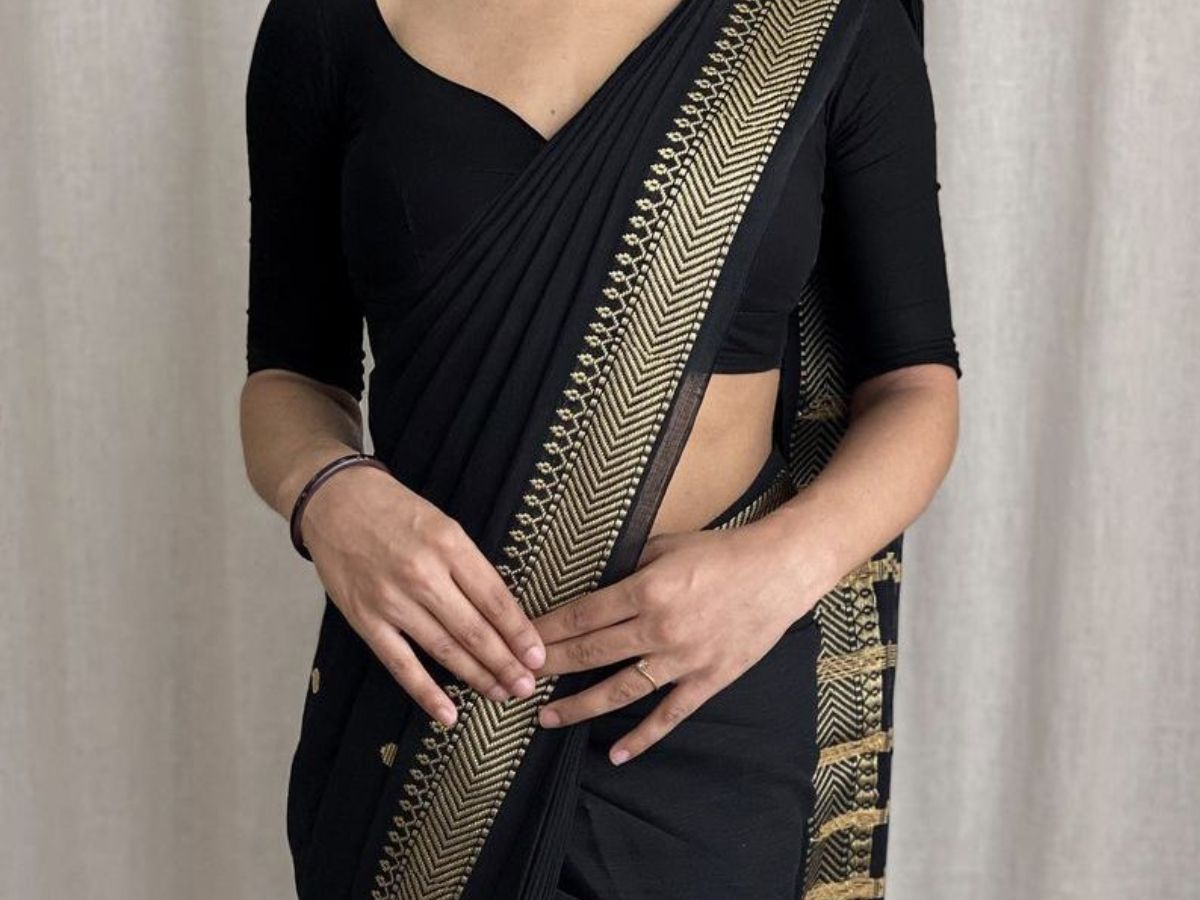 पुरानी साड़ी से बनाएं सुंदर गाउन, करें इन टिप्स को फॉलो - Photo Gallery