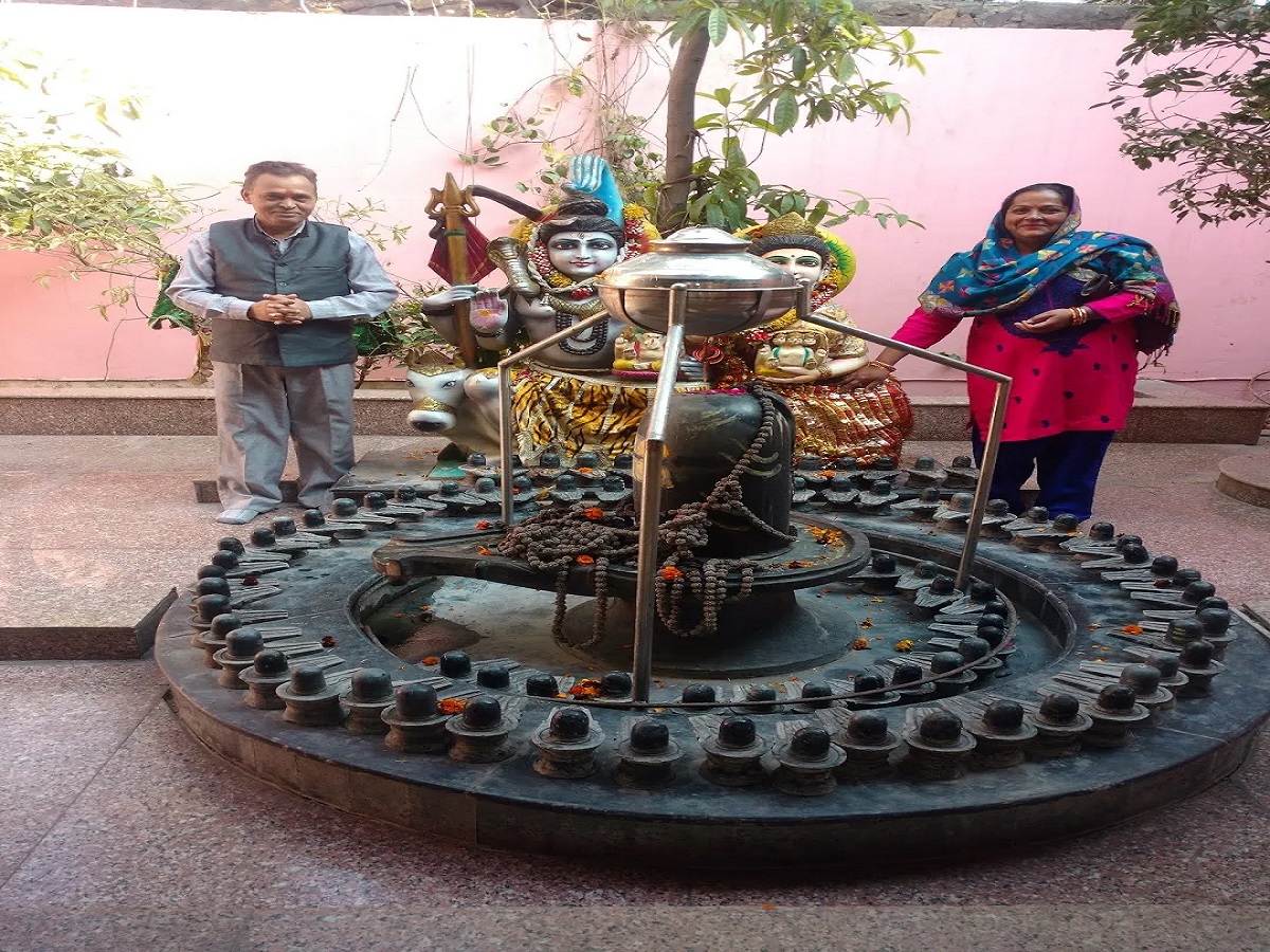 Shiv Temples In Delhi: रुद्राभिषेक की अद्भुत अनुभूति के लिए जरूर जाएं दिल्ली के इन पावन शिव मंदिरों में - Photo Gallery