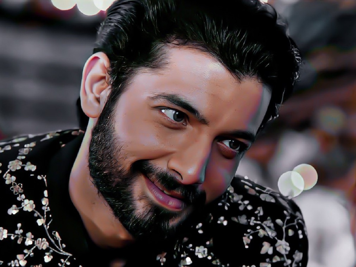 Most Educated TV Stars: ये टीवी एक्टर्स सिर्फ ग्लैमर में नहीं, एजुकेशन में भी हैं मास्टर जानिए नाम - Photo Gallery