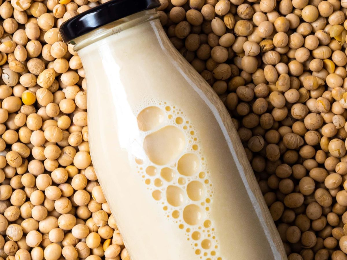 अगर आपको भी चाहिए कोरियन स्किन जैसा निखार , तो ये हेल्दी ड्रिंक्स एक बार जरूर ट्राय करें - Photo Gallery