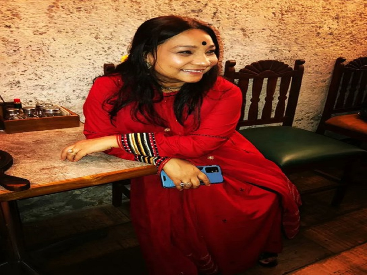 Panchayat Web Series Characters: सचिव जी से लेकर का रिंकी तक जानिए पंचायत के किरदारों का असली पहचान - Photo Gallery