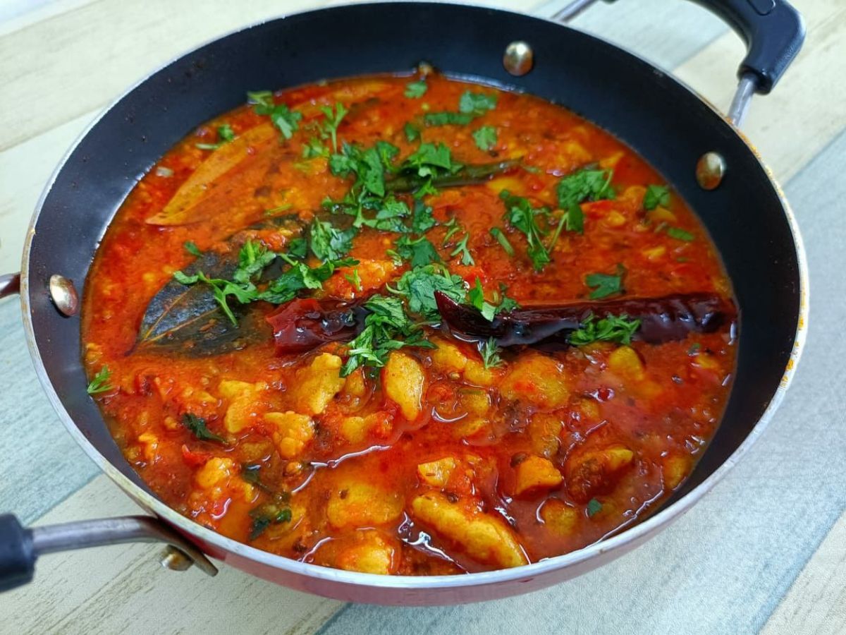 अगर आपका भी है बिजी लाइफस्टाइल तो प्रेशर कुकर में बनाएं झटपट यह सब्जी - Photo Gallery