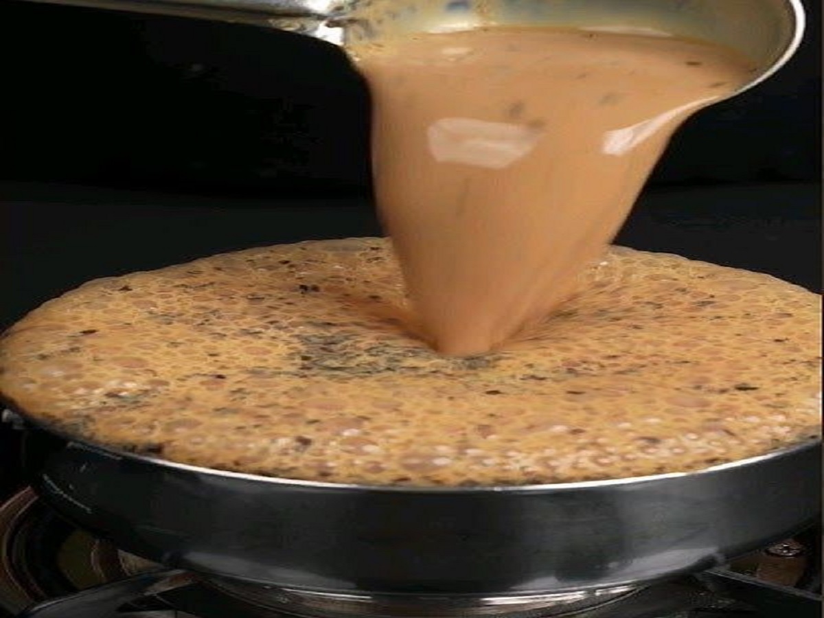 पहले अदरक या दूध? जानिए चाय बनाने का सही तरीका जो बढ़ा देगा आपके स्वाद को - Photo Gallery