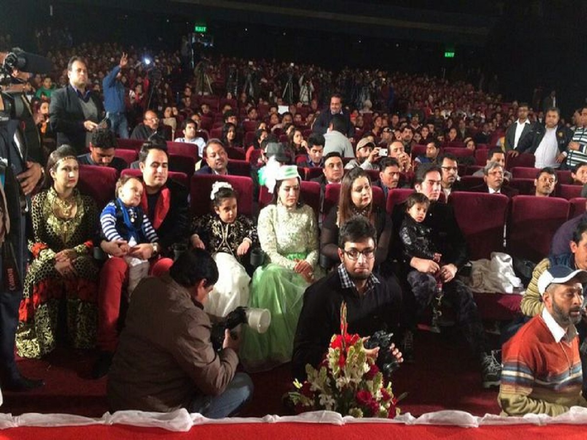 Controversial Movie Names : विवादों मे रही ये कुछ फिल्मे, जानें पूरी लिस्ट - Photo Gallery