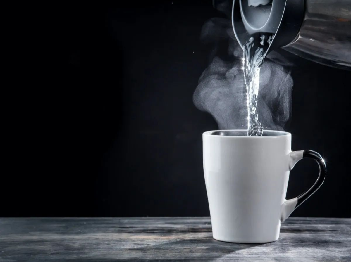 क्या आप भी कॉफी पीते वक्त करते है ये गलतियाँ - Photo Gallery