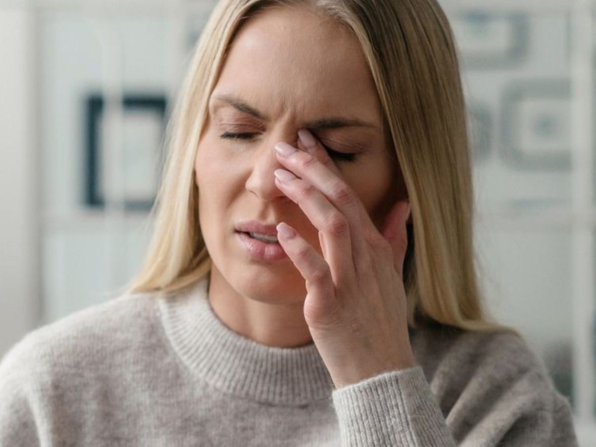 क्या आप भी कर रहे हैं ये सामान्य सी गलतियां? धीरे-धीरे जा सकती है आंखों की रौशनी, जानिए जरूरी बदलाव - Photo Gallery