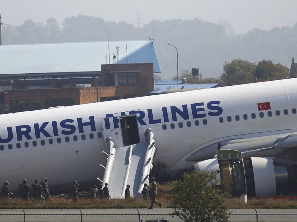 आप भी जानें दुनिया के सबसे बड़े प्लेन क्रैश, जिसने किया सबको हैरान - Photo Gallery