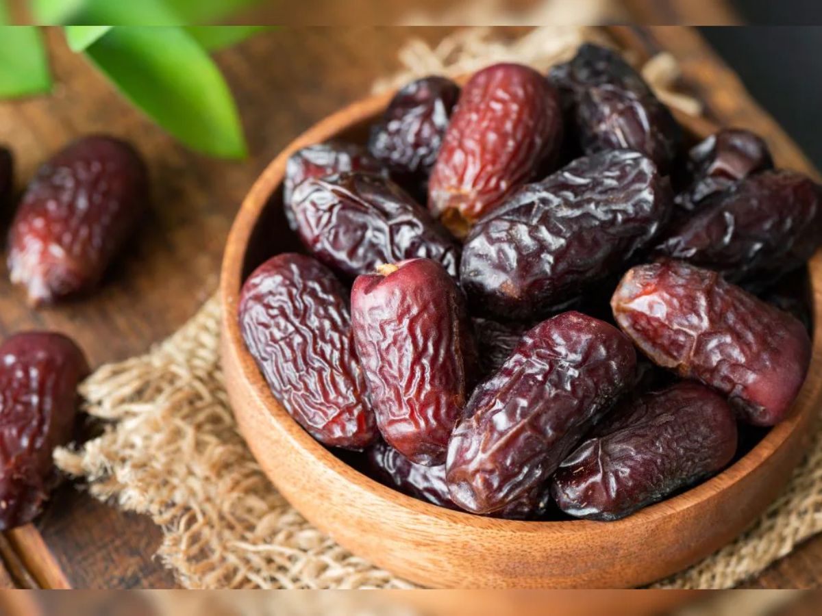 Summers 2025: इस गर्मी खाये ये dry fruits जो रखे आपकी बॉडी को कूल। - Photo Gallery