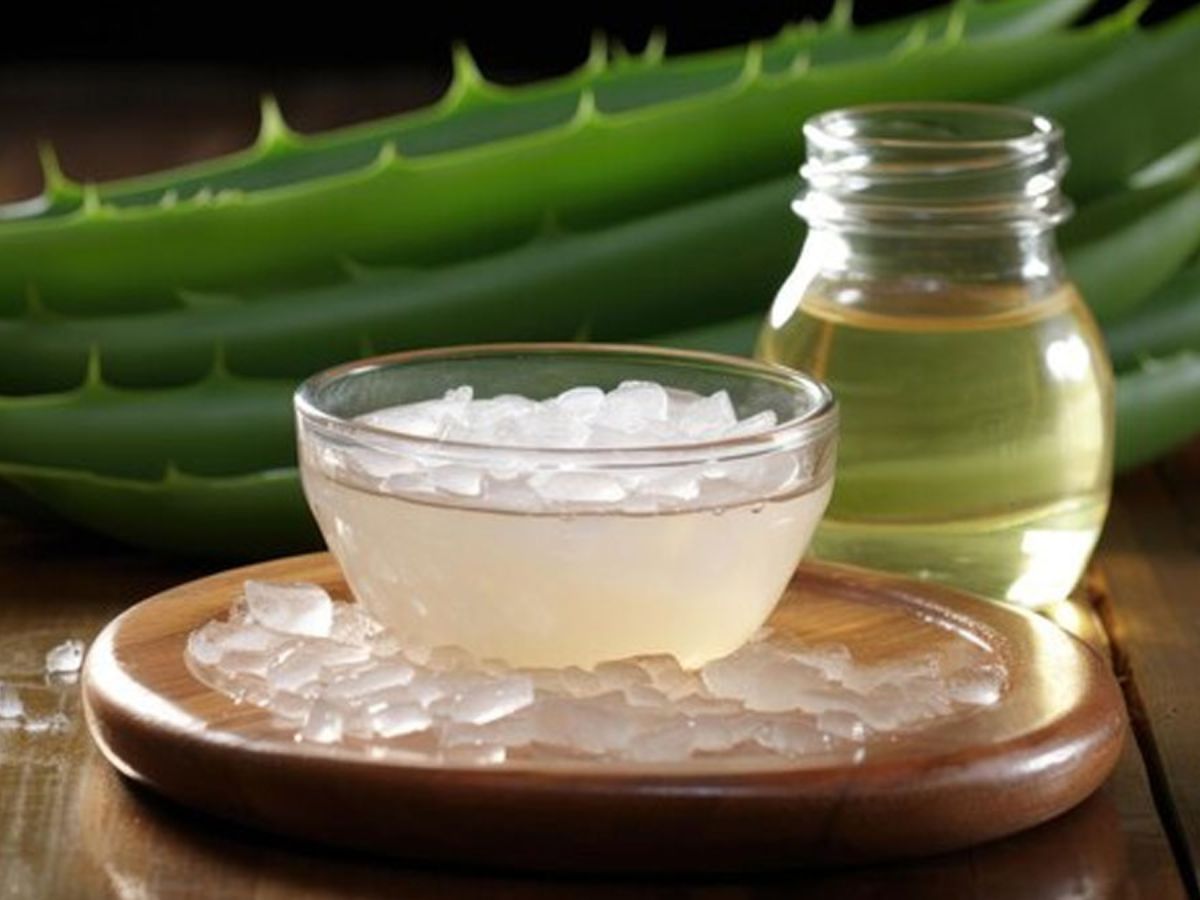 Monsoon 2025: ट्राय करे ये hair mask जो रखें आपको बालों को फ्रिज फ्री। - Photo Gallery