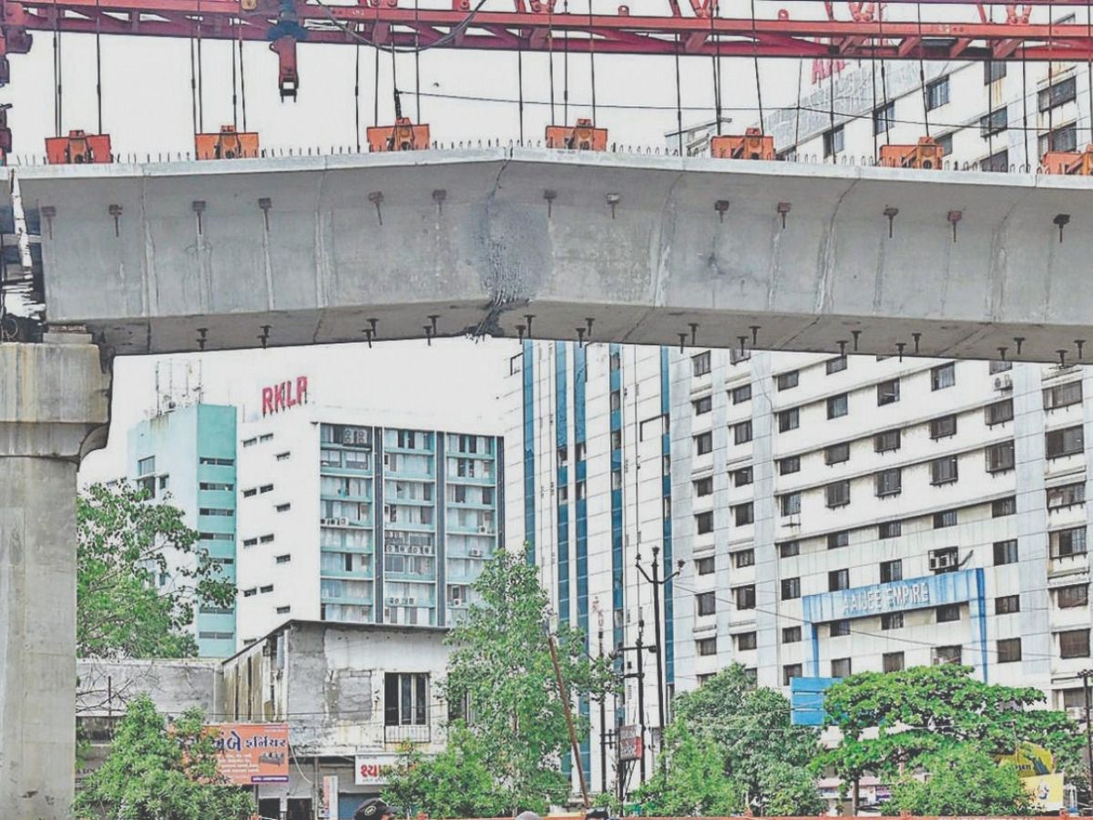 Gujarat, में पिछले 4 साल से टूट रहे पुल।क्या Gujarat को है बदलाव की ज़रूरत ? - Photo Gallery