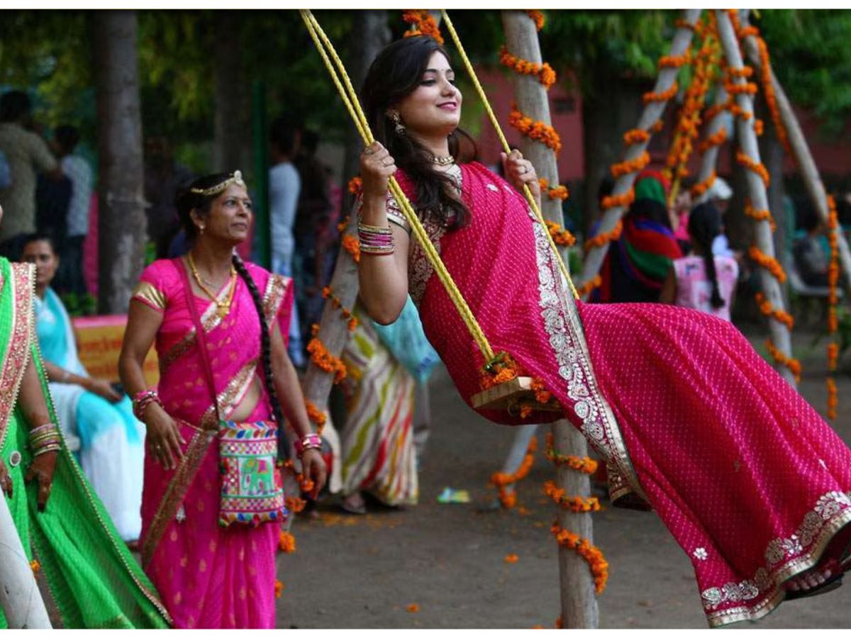 Sawan 2025: एक बार फिर आया सावन लेकर अपने साथ बरसात, चलेगी इसकि बौछार 11 जुलाई से 9 अगस्त तक। - Photo Gallery