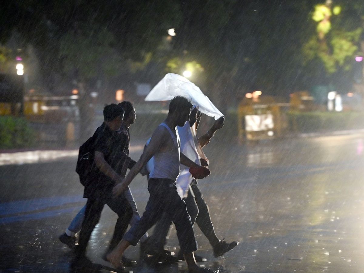 Monsoon 2025:  इस  monsoon सीजन रहना है  healthy ? रखे इन चीज़ो का ध्यान। - Photo Gallery