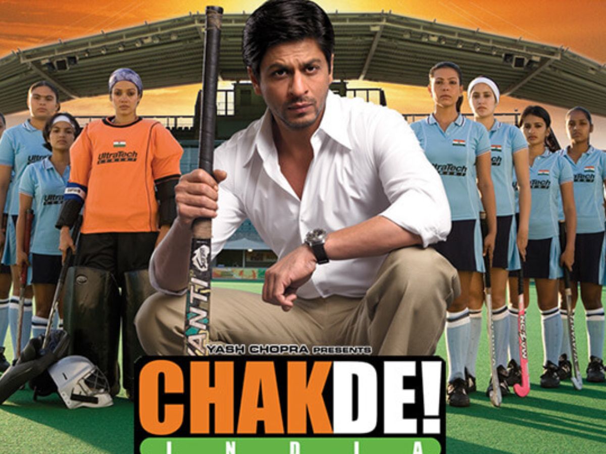 इस Guru Purnima अवसर पर, देखिए कुछ Bollywood फिल्में जो एक्टर्स को दर्शाए गुरु की तरह - Photo Gallery