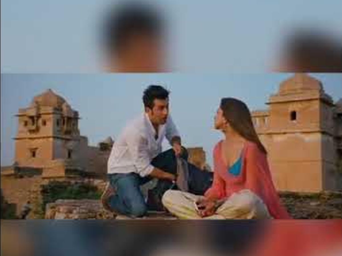 YJHD: 12 साल पुरानी फिल्म के dialogues कर रहे है, आज भी सबके दिलो पर राज। - Photo Gallery
