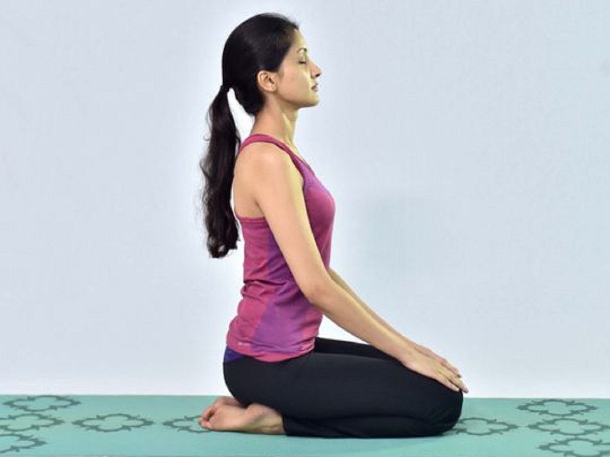 7 Yoga Poses For Hair Growth: 7 योगासन जो बनाएंगे आपके बालों को सुंदर और मजबूत - Photo Gallery