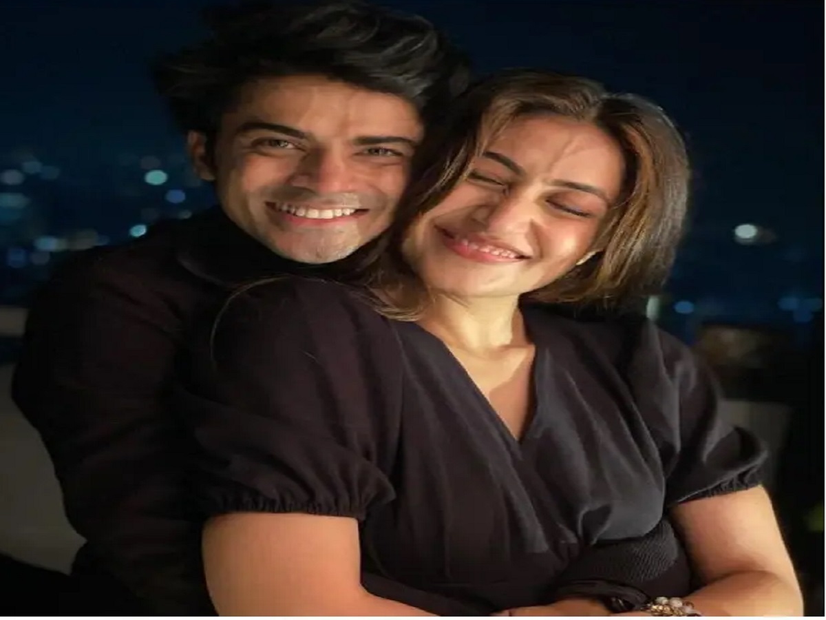 तलाक के बाद धनश्री वर्मा की नई रोमांटिक तस्वीरें वायरल,  जानें किसके साथ बढ़ रही नजदीकियां? - Photo Gallery