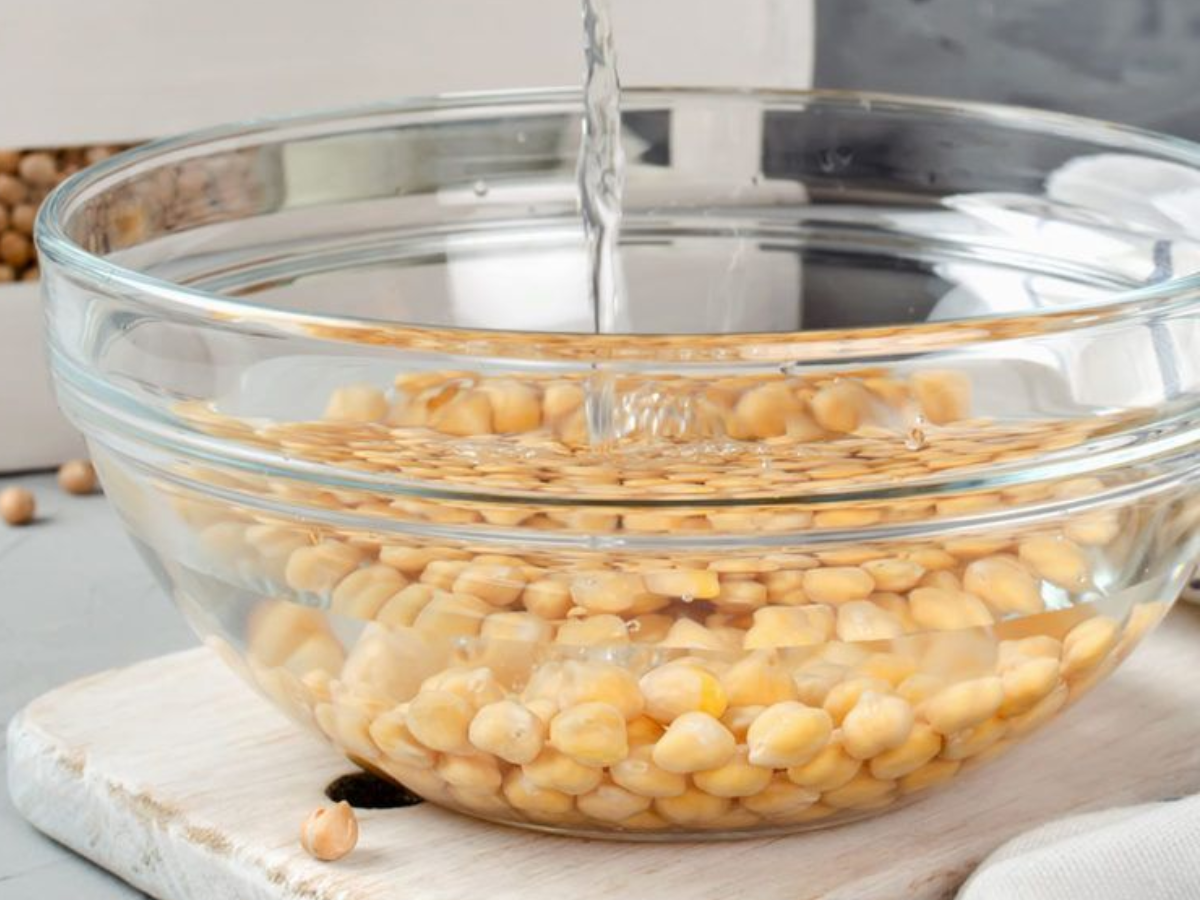Benefits of soaking split chickpeas in water overnight - Photo Gallery