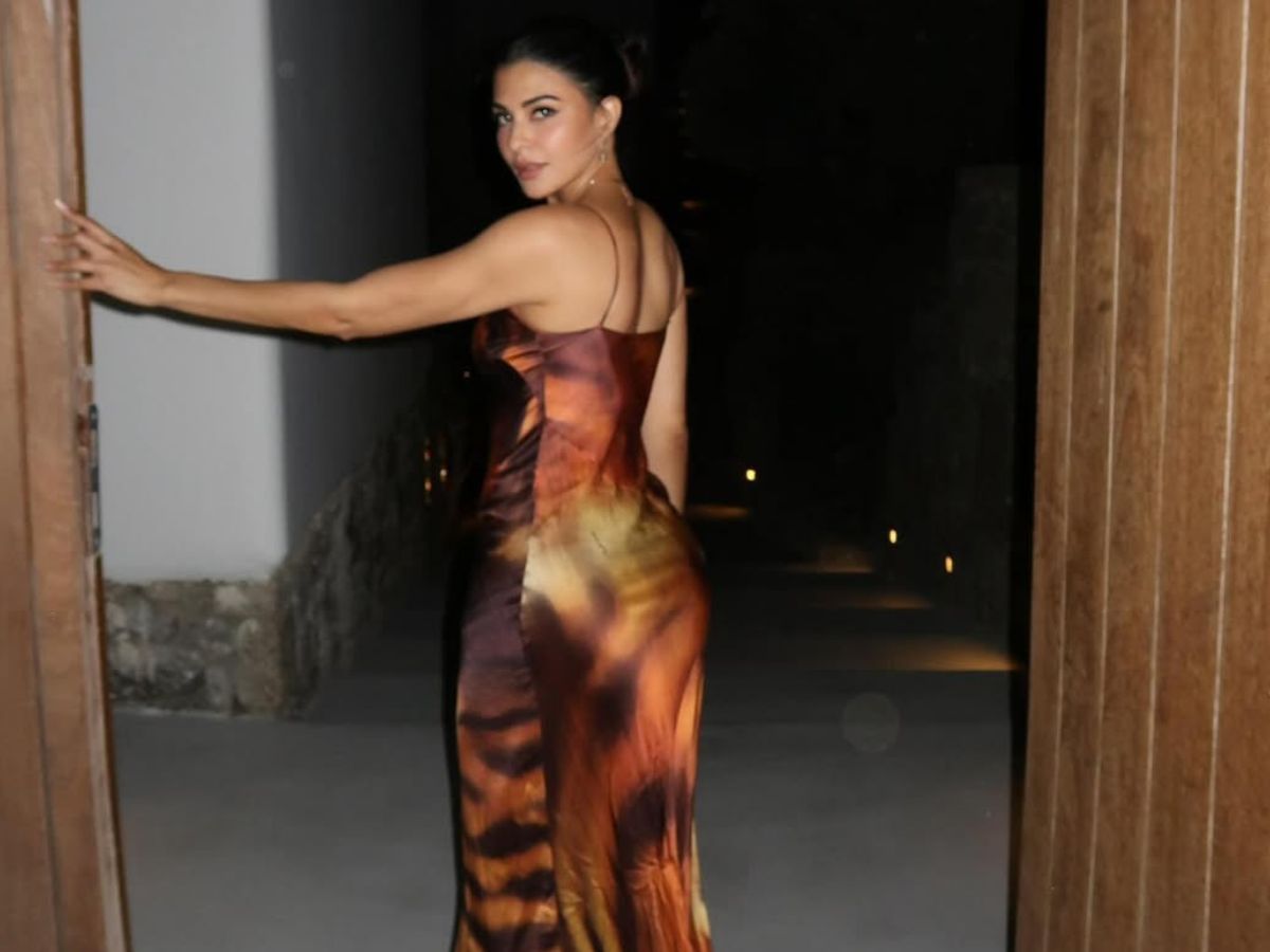 Jacqueline Fernandez के बोल्ड और हॉट अवतार देख फैंस हुए दीवाने और उनके ग्लैमरस अंदाज ने उड़ाए सबके होश - Photo Gallery