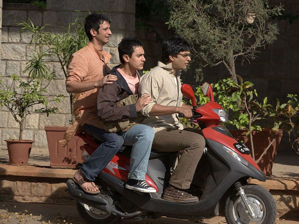 Bollywood: अगर आपको आमिर ख़ान की फ़िल्म Sitare zameen par आई पसंद ? तो ये फ़िल्में ज़रूर देखे, जो चू जायेंगी आपके दिल को । - Photo Gallery