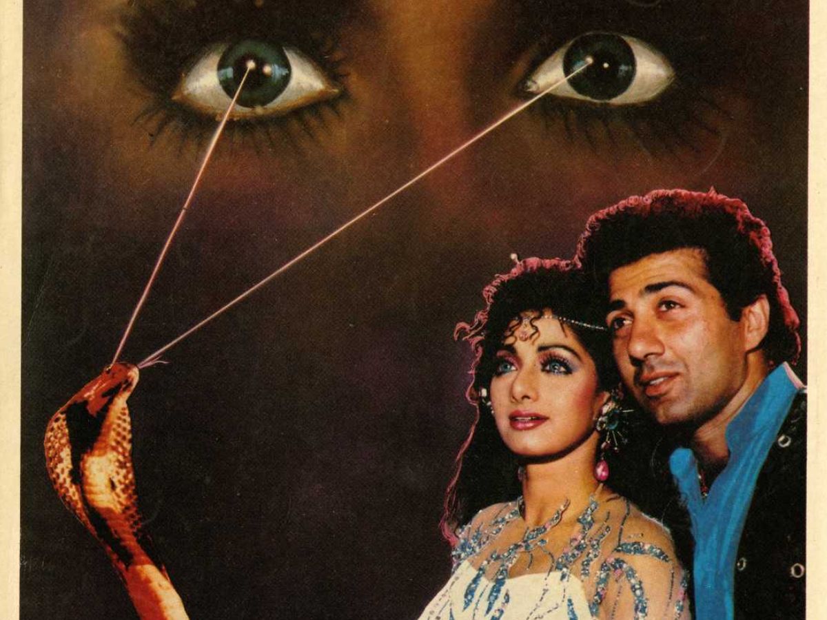 Sridevi movies: हवा हवाई से लेके मोम तक, हर किरदार में जान डाल देने वाली श्रीदेवी की  कुछ सुनहरी फिल्में - Photo Gallery