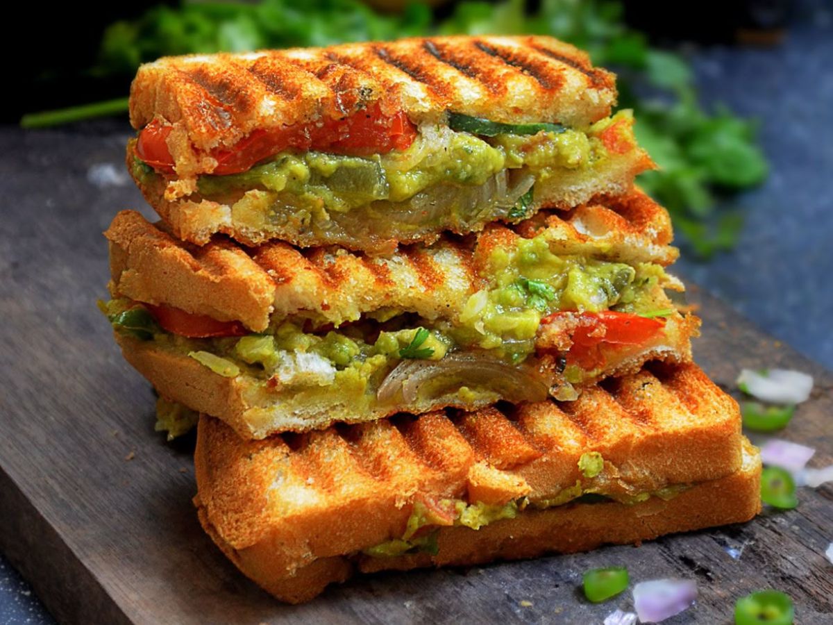 बच्चों को रखना है दिन भर ऐक्टिव और एनर्जेटिक ? इन Healthy Breakfast से बनाए अपने बच्चों को पढ़ाई और खेल दोनों में सुपरहिट - Photo Gallery