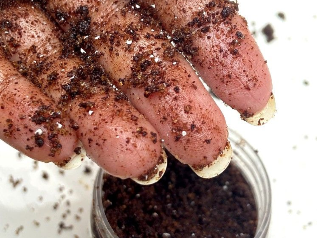 Coffee and lemon face pack will brighten your face - Photo Gallery