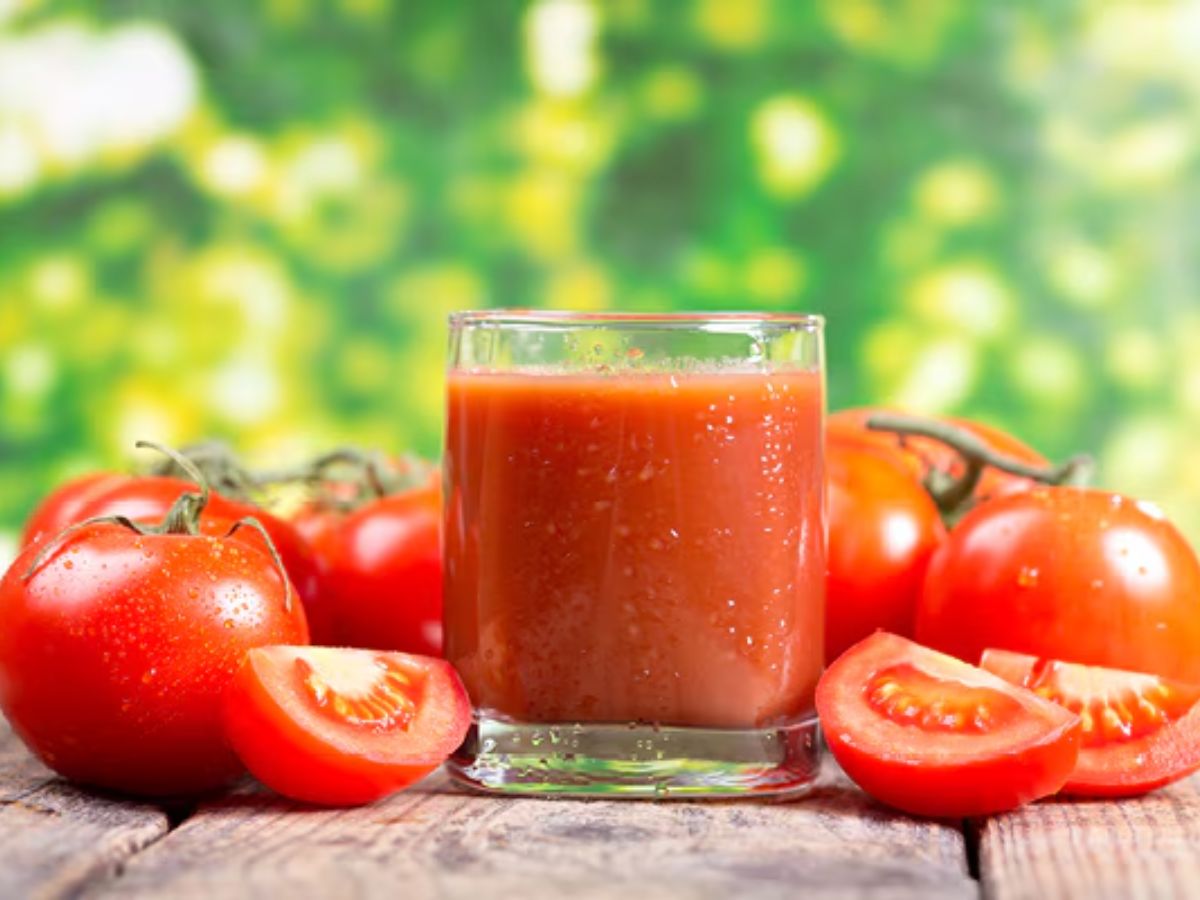 आँखो के नीचे से करना है Dark Circles का सफाया ? किचने में रखें इन सामनों का करे इस्तेमाल और चेहरा पाए बेदाग, हर को पूछेगा क्या लगाया जनाब। - Photo Gallery