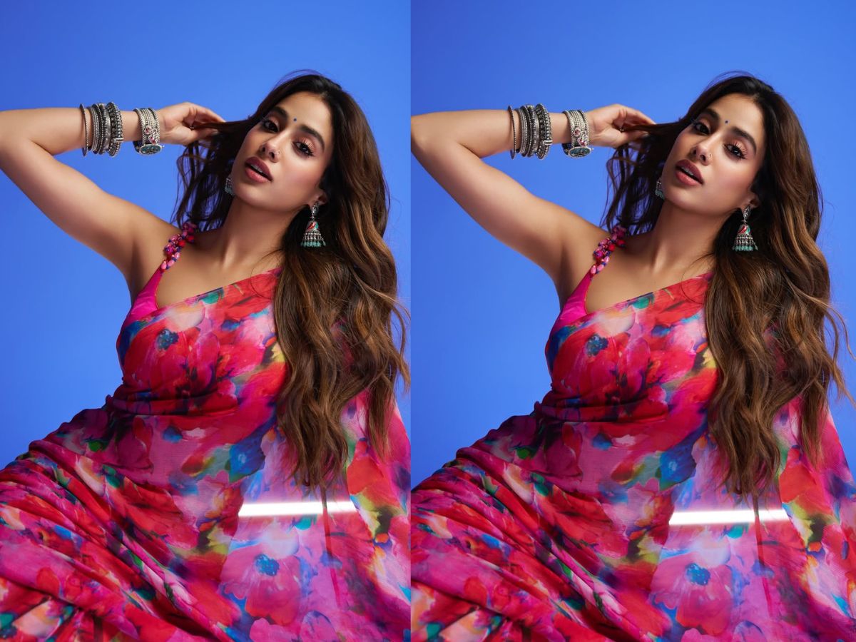 साड़ी हो या बैकलैस ब्लाउज, Janhvi kapoor ने हर अंदाज में जीता अपने फैंन्स का दिल - Photo Gallery