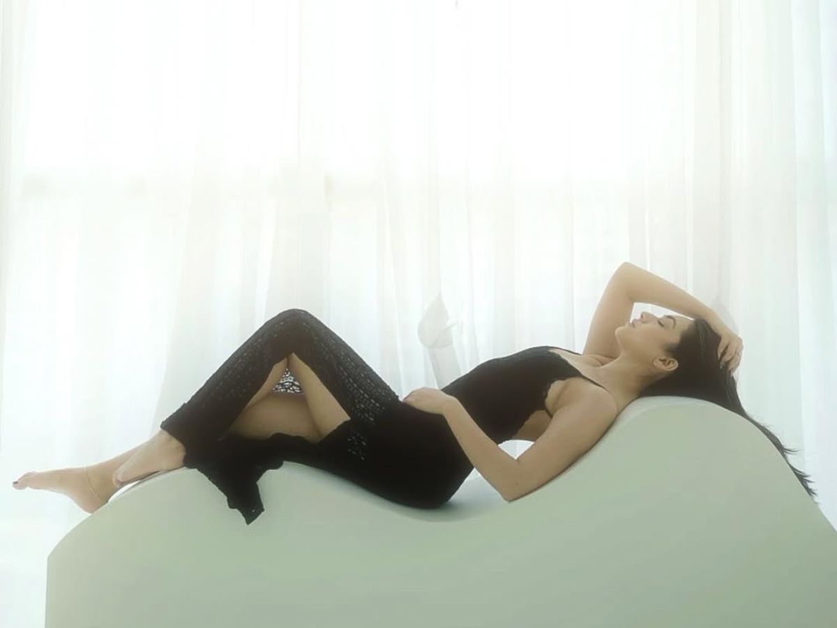 Reem Sameer के स्टाइल और हुस्न से भरे इन बोल्ड अंदाज ने बटोरी सबकी नजरे और इंटरनेट पर बढ़ाई गर्मी - Photo Gallery