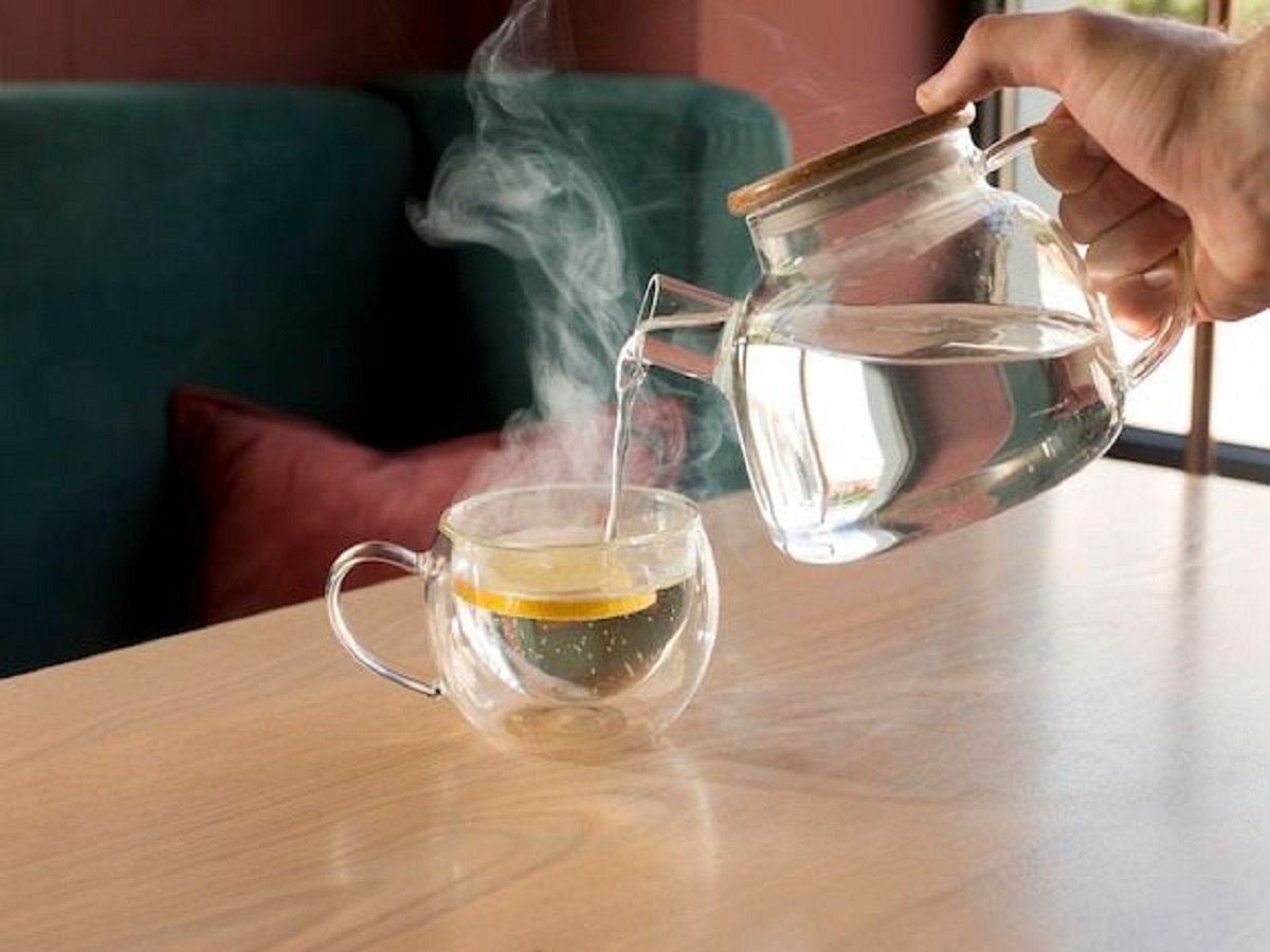 त्योहारों में पेट की गैस और भारीपन का सस्ता इलाज – हर किचन में मिलेंगे ये 5 रामबाण नुस्खे - Photo Gallery