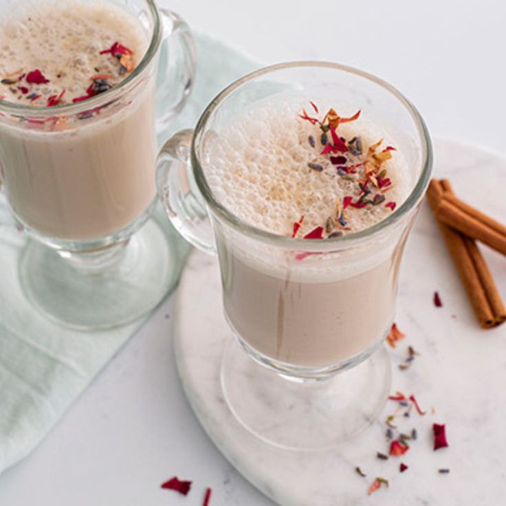 शारीरिक कमजोरी को कहें अलविदा! पुरुषों के लिए घर पर तैयार करें आयुर्वेदिक ड्रिंक जो बढ़ाए सेक्स पॉवर और स्टैमिना - Photo Gallery