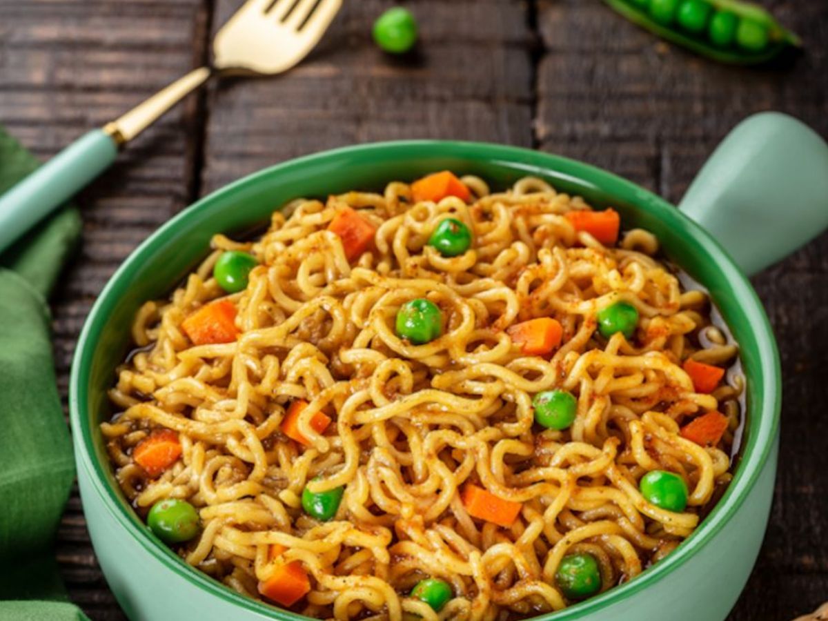 आयरन-रिच’ आटा नूडल्स का सच: पैक में सिर्फ 1.2% पालक - Photo Gallery